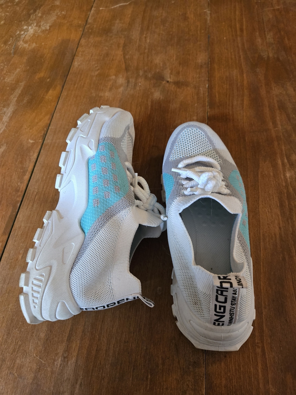White & Teal Women’s Lightweight Mesh Sneakers